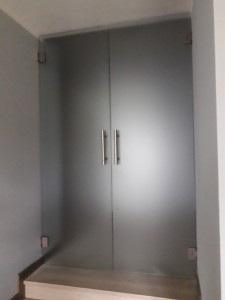 porte battenti vetro porta battente va e vieni vetro satinato porte vetro udine pordenone treviso venezia (9) 